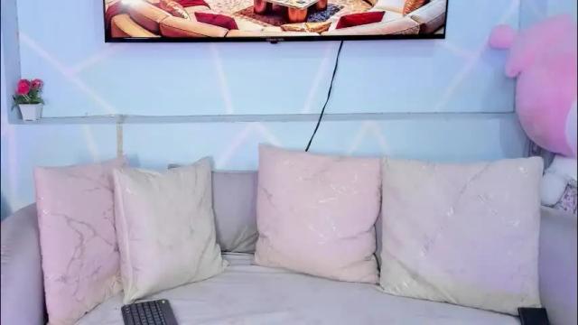 Image 2 of lila_noa Stream on Chaturbate on 1 month ago