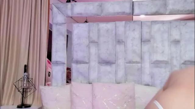 Image 10 of lila_noa Stream on Chaturbate on 1 day ago