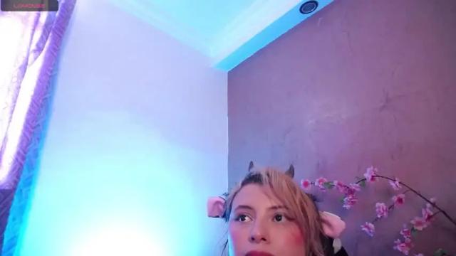 Image 3 of lilac_night Stream on Chaturbate on 15 months ago