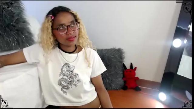 Image 10 of liladancehotqs Stream on Chaturbate on 14 months ago