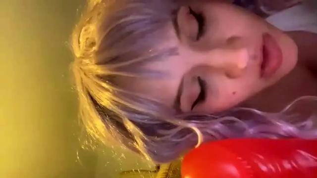 Image 10 of lilbunnyandgreen Stream on Chaturbate on 19 months ago