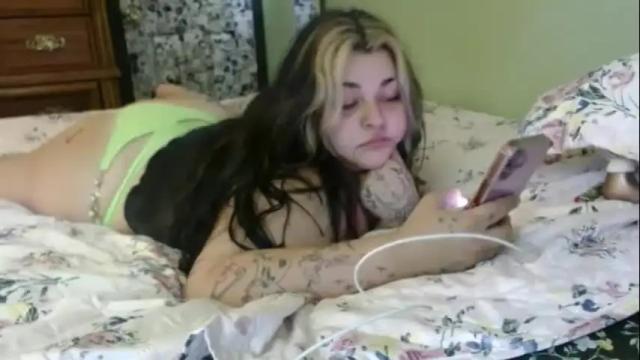 Image 2 of lilcandybits Stream on Chaturbate on 14 days ago