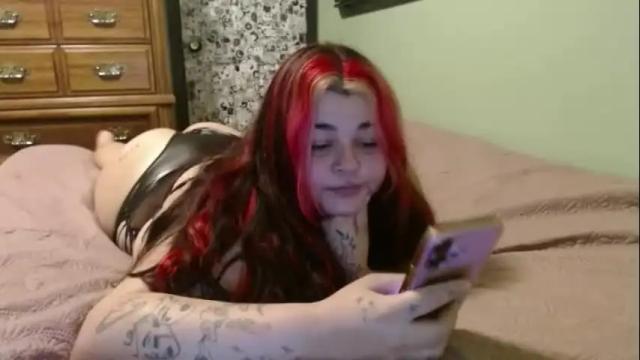 Image 2 of lilcandybits Stream on Chaturbate on 1 month ago