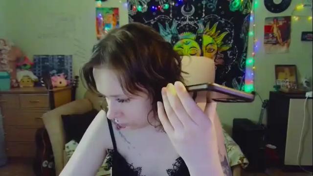 Thumbnail 2, lileyfoxxx's Stream at Chaturbate, 1 month ago