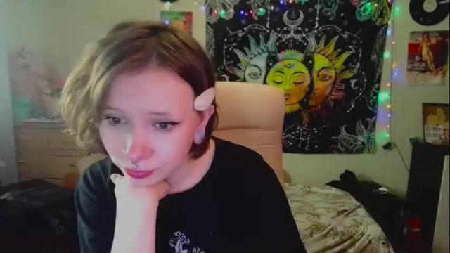 Image 2 of lileyfoxxx Stream on Chaturbate on 20 days ago