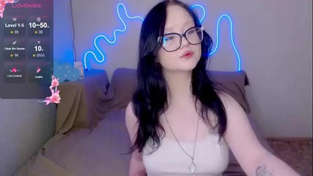 Image 6 of lilhornyprincess Stream on Chaturbate on 1 month ago