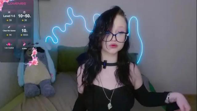 Image 12 of lilhornyprincess Stream on Chaturbate on 11 days ago