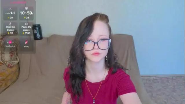 Image 12 of lilhornyprincess Stream on Chaturbate on 1 month ago
