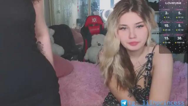 Image 3 of lilhornyprincess Stream on Chaturbate on 14 days ago