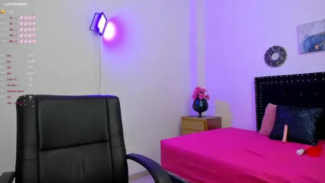 Image 4 of lili666_ Stream on Chaturbate on 19 months ago