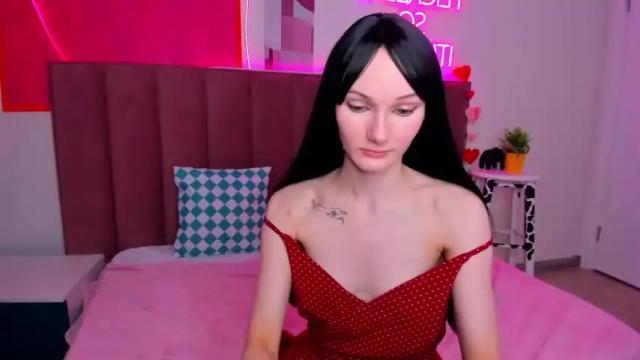 Image 7 of lili_flowerr Stream on Chaturbate on 13 months ago
