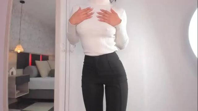 Image 2 of lili_foxy Stream on Chaturbate on 9 days ago