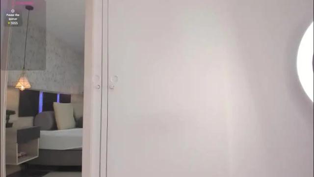 Image 2 of lili_foxy Stream on Chaturbate on 2 months ago