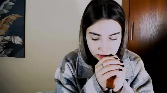 Image 4 of lili_magic Stream on Chaturbate on 1 month ago