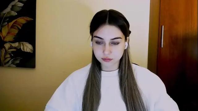 Image 4 of lili_magic Stream on Chaturbate on 1 month ago