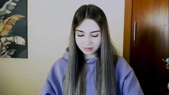 Image 2 of lili_magic Stream on Chaturbate on 1 month ago