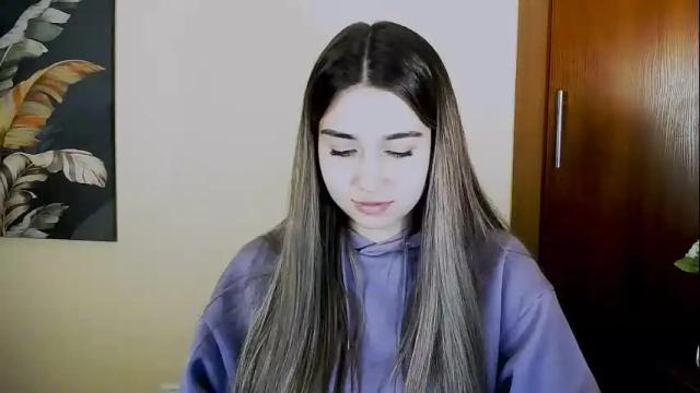 Image 12 of lili_magic Stream on Chaturbate on 29 days ago