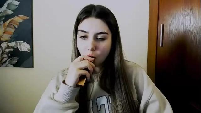 Image 7 of lili_magic Stream on Chaturbate on 19 days ago