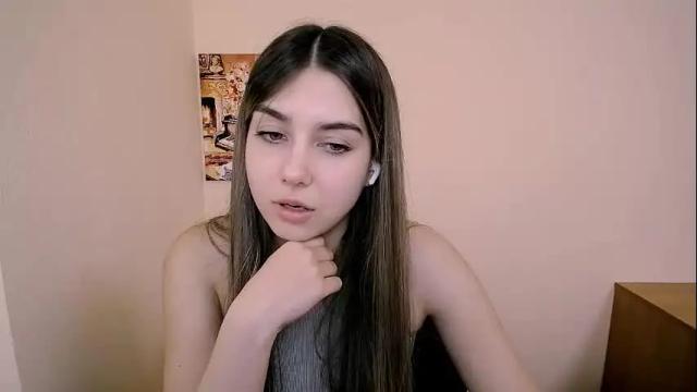 Image 2 of lili_magic Stream on Chaturbate on 4 days ago