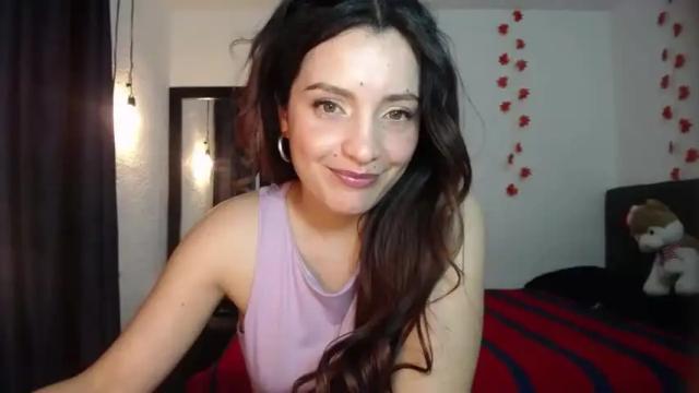 Image 2 of lili_piiink Stream on Chaturbate on 17 months ago