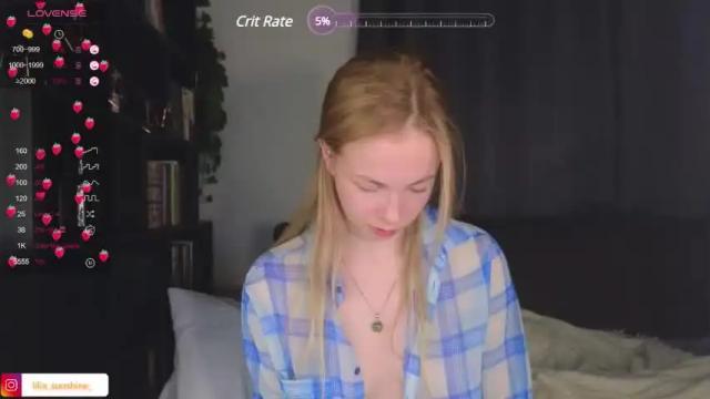 Image 12 of lilia_sunshine Stream on Chaturbate on 15 months ago