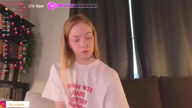 Image 3 of lilia_sunshine Stream on Chaturbate on 17 months ago
