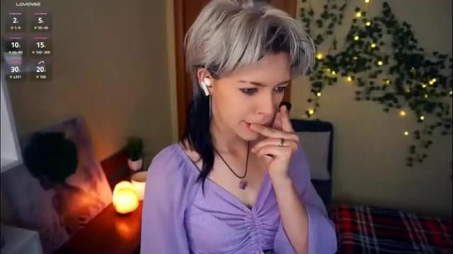 Image 10 of liliandaniels Stream on Chaturbate on 29 days ago