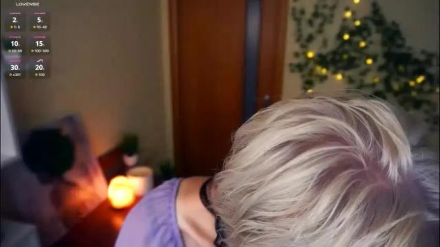 Image 8 of liliandaniels Stream on Chaturbate on 29 days ago