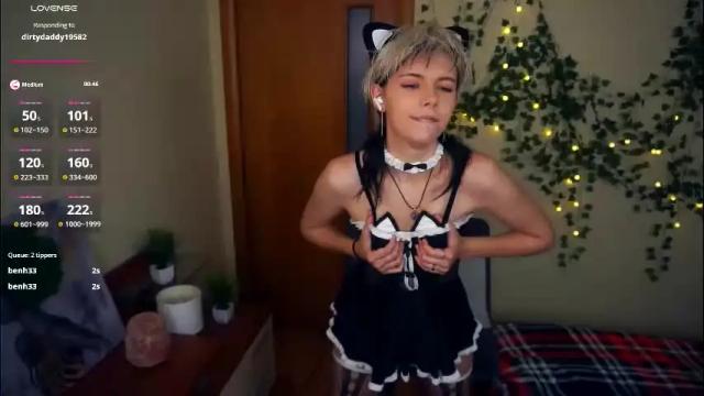 Image 10 of liliandaniels Stream on Chaturbate on 16 days ago