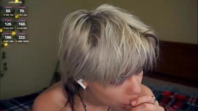 Image 12 of liliandaniels Stream on Chaturbate on 5 days ago