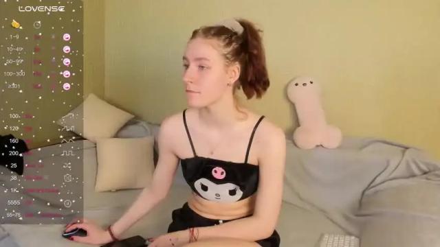 Image 10 of lilianlahot Stream on Chaturbate on 14 months ago