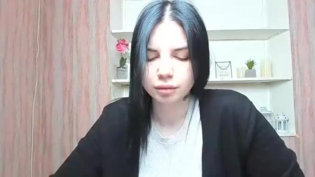 Image 3 of liliaparker Stream on Chaturbate on 14 months ago
