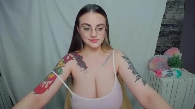 Thumbnail 1, liliaterenzi_'s Stream at Chaturbate, 1 month ago