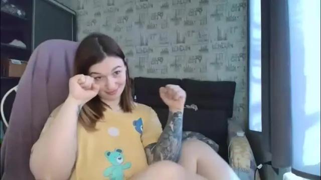 Image 12 of liliawoolf Stream on Chaturbate on 1 day ago
