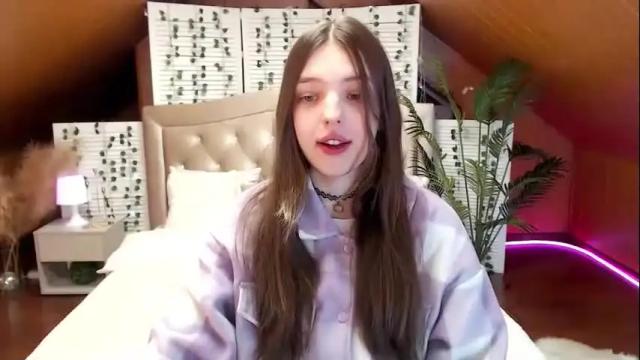 Image 2 of lilibakery Stream on Chaturbate on 29 days ago