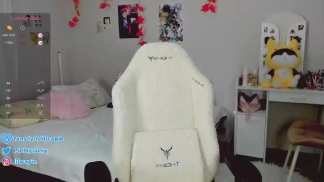 Image 10 of lilicapie Stream on Chaturbate on 18 months ago