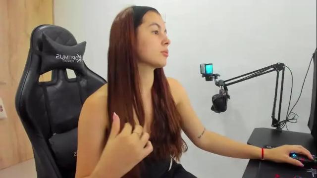 Image 10 of lilicarter_1 Stream on Chaturbate on 1 month ago