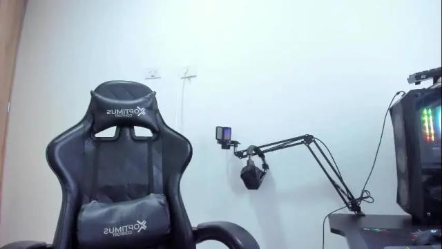 Image 2 of lilicarter_1 Stream on Chaturbate on 1 month ago