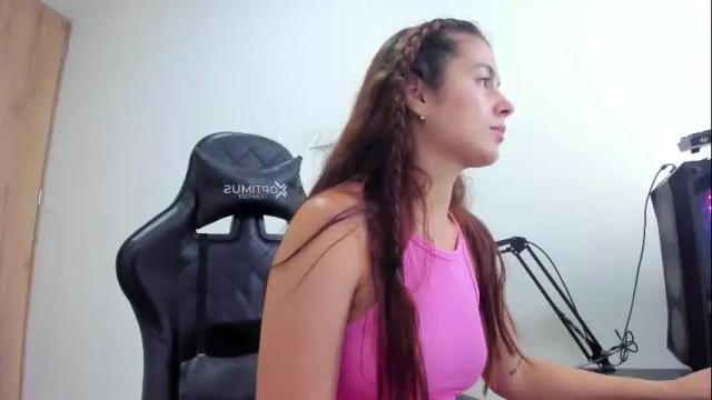 Image 4 of lilicarter_1 Stream on Chaturbate on 1 month ago