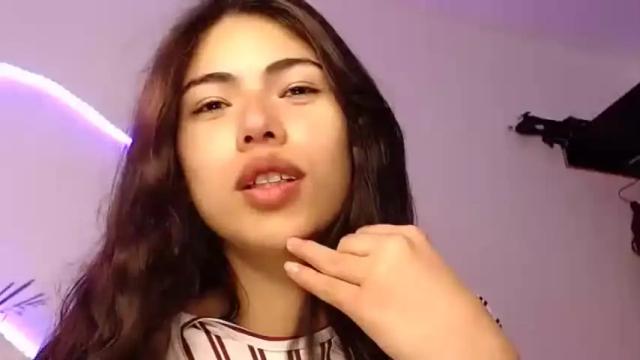 Image 2 of lilicum301 Stream on Chaturbate on 16 months ago