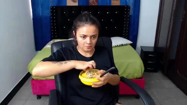 Thumbnail 2, liliethhx8's Stream at Chaturbate, 18 months ago