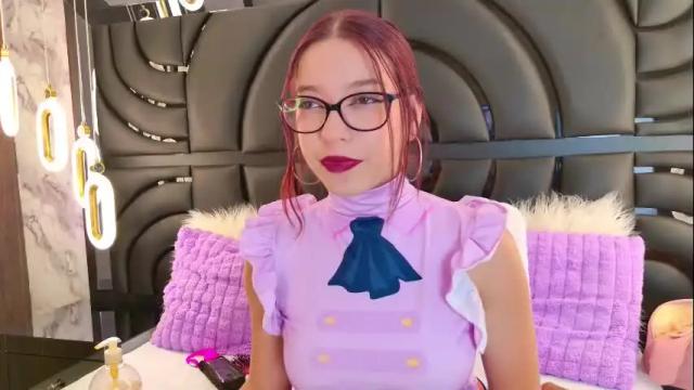 Image 2 of lilifox18 Stream on Chaturbate on 7 months ago