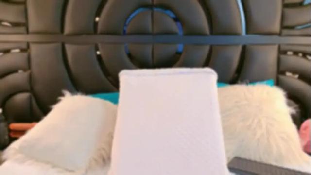 Image 4 of lilifox18 Stream on Chaturbate on 6 months ago