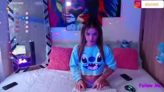 Image 2 of lilii_smith Stream on Chaturbate on 13 months ago