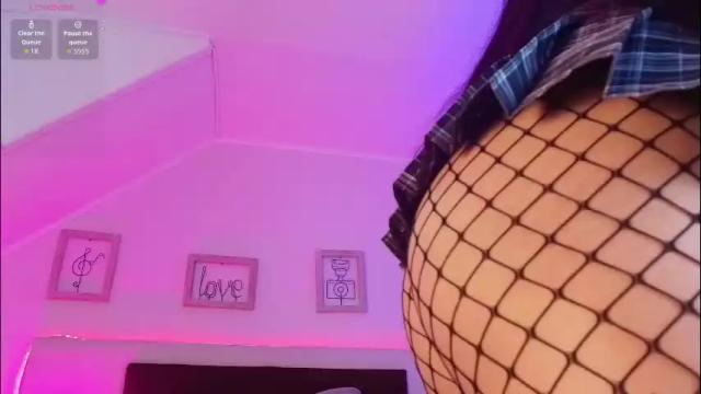 Image 3 of liliith_savett Stream on Chaturbate on 1 month ago