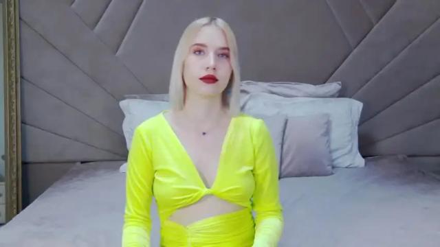 Image 12 of lililinn Stream on Chaturbate on 13 months ago