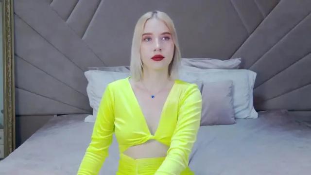 Image 8 of lililinn Stream on Chaturbate on 13 months ago