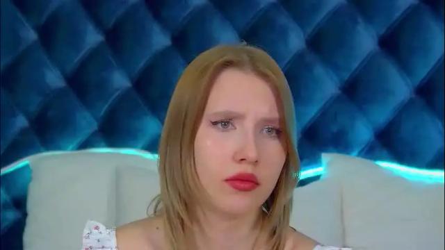 Image 2 of lililinn Stream on Chaturbate on 2 months ago