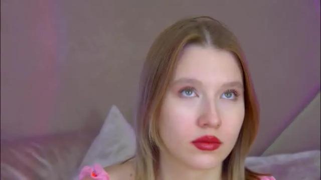 Image 8 of lililinn Stream on Chaturbate on 2 months ago