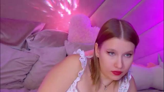 Image 10 of lililinn Stream on Chaturbate on 2 months ago